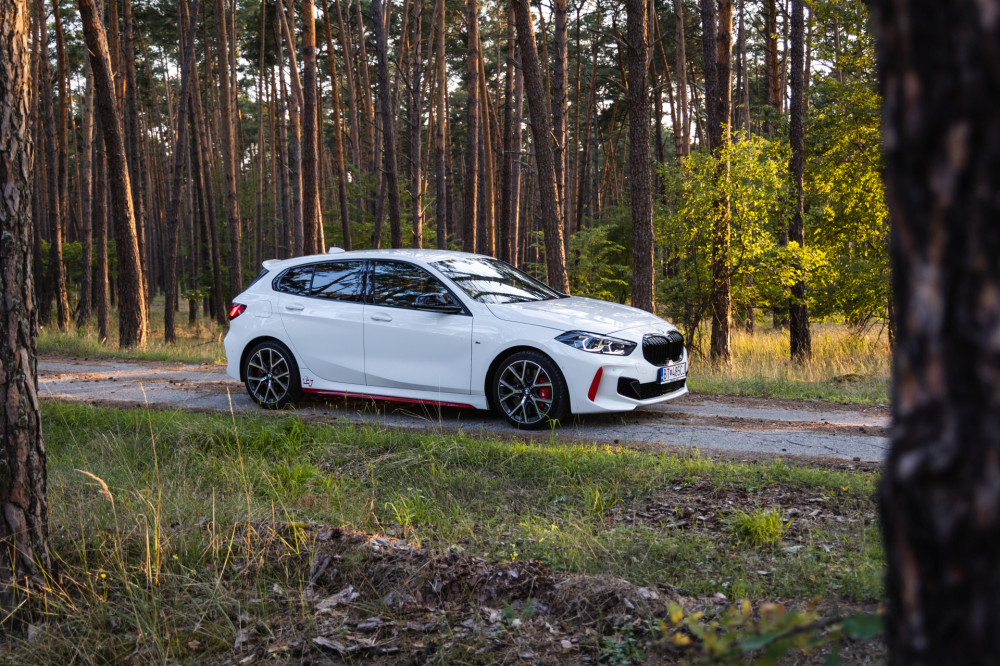 BMW 128ti vs. Volkswagen Golf GTI Clubsport